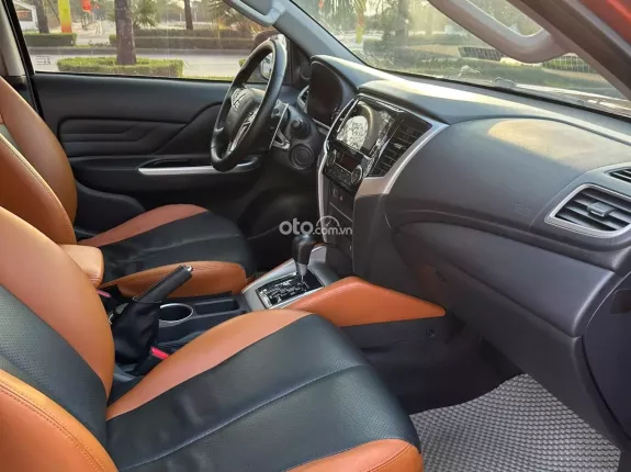 Mitsubishi Triton Athlete 4x2 AT 2022 - Một chủ từ mới rất đẹp