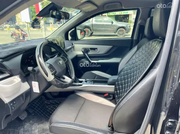 Toyota Veloz Cross CVT Top 2023 - Phiên bản TOP đầy đủ tiện nghi hiện đại