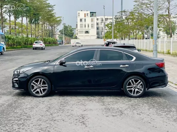 Kia Cerato 1.6 AT Deluxe 2020 - New mới về em trào bán ngay