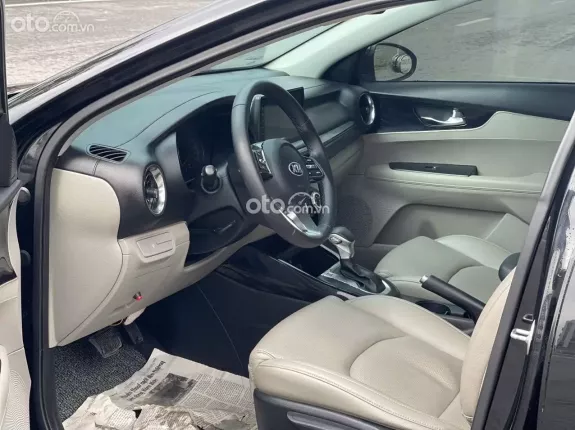 Kia Cerato 1.6 AT Deluxe 2020 - New mới về em trào bán ngay