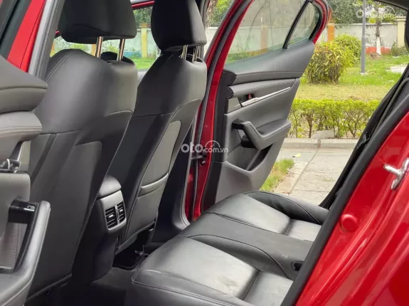 Mazda 3 Sedan 1.5L Luxury 2022 - Mazda 3 1.5L Luxury 2022