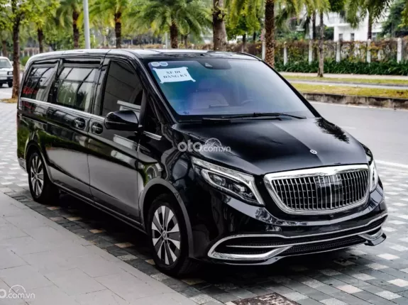 Mercedes-Benz V250 Luxury 2020 - MPV cao cấp với nội thất xa hoa