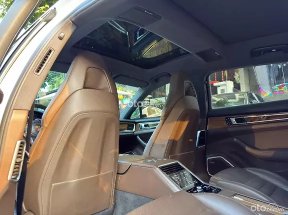 Porsche Panamera 4 Executive 2018 - Porsche Panamera 4 Executive 201