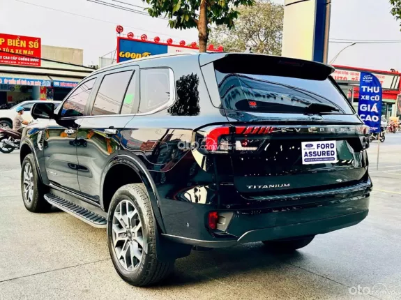 Ford Everest Titanium 2.0L AT 4WD 2024 - XE 7 CHỖ _GẦM CAO_BẢO HÀNH 1 NĂM
