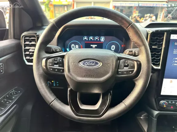Ford Everest Titanium 2.0L AT 4WD 2024 - XE 7 CHỖ _GẦM CAO_BẢO HÀNH 1 NĂM