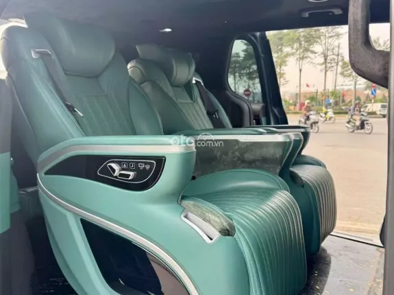 Kia Carnival 2.2D Signature 2022 - Biển đẹp – Tên tư nhân