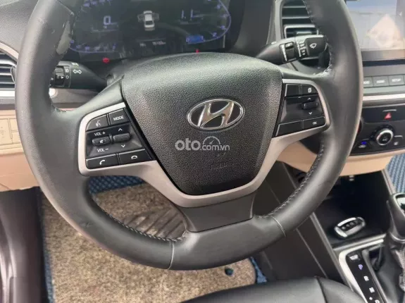 Hyundai Accent 1.4 AT 2023 - Trang bị đầy đủ option