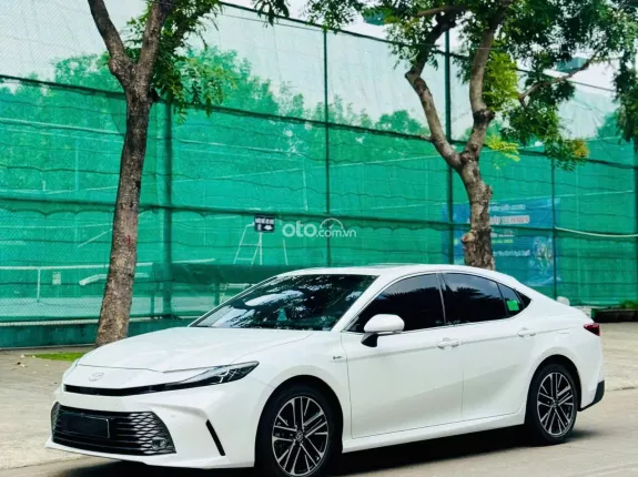 Toyota Camry 2025 - Xe nhập Thái chất lượng cao