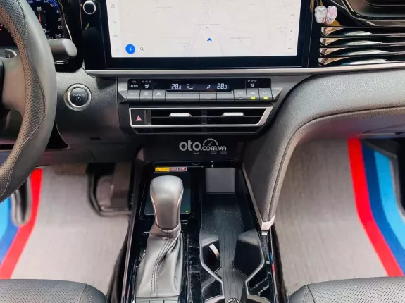 Toyota Camry 2025 - Xe nhập Thái chất lượng cao