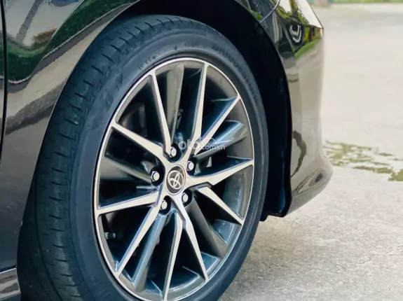 Toyota Camry 2.0Q 2022 - Odo thấp, xe còn như mới