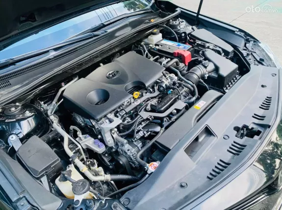 Toyota Camry 2.0Q 2022 - Odo thấp, xe còn như mới