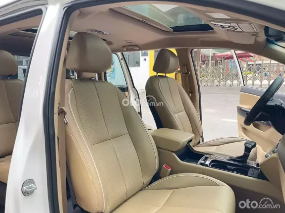 Kia Sedona 2.2 DATH 2017 - Kia Sedona 2.2 DATH 2017