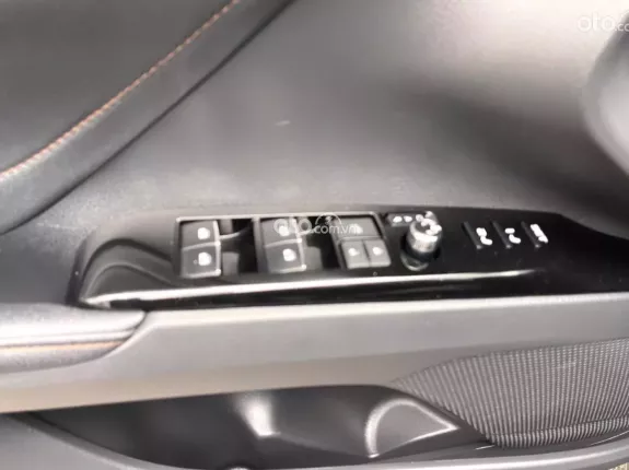 Toyota Camry 2.5Q 2020 - Odo 6.6v zin cực chất