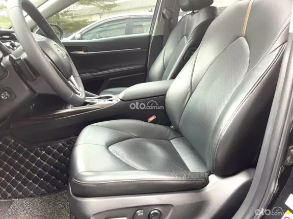 Toyota Camry 2.5Q 2020 - Odo 6.6v zin cực chất