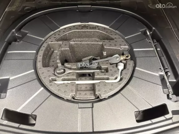 Toyota Camry 2.5Q 2020 - Odo 6.6v zin cực chất