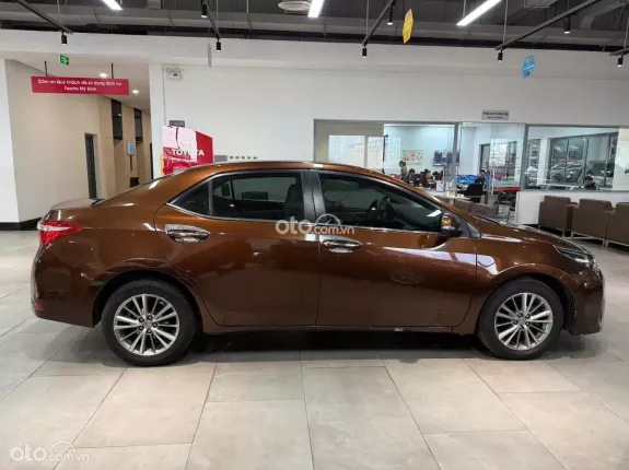 Toyota Corolla Altis 1.8 G 2016 - Chính hãng Toyota Sure