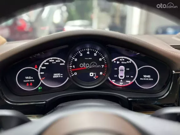 Porsche Panamera 4 Executive 2021 - Siêu lướt 2 vạn, xe cực đẹp