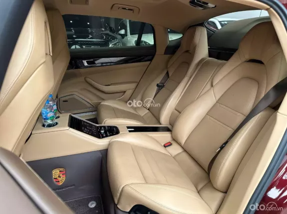 Porsche Panamera 4 Executive 2021 - Siêu lướt 2 vạn, xe cực đẹp