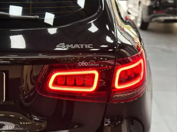 Mercedes-Benz GLC 200 4Matic 2022 - XE HOT CÓ SẴN GIAO NGAY!!
