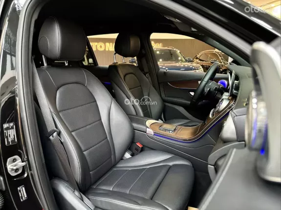Mercedes-Benz GLC 200 4Matic 2022 - XE HOT CÓ SẴN GIAO NGAY!!