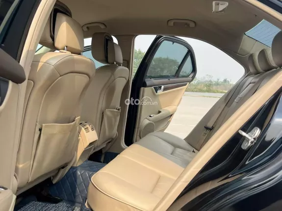 Mercedes-Benz C250 AMG 2013 - BIỂN HÀ NỘI – ODO 130.000 KM – GIÁ TỐT