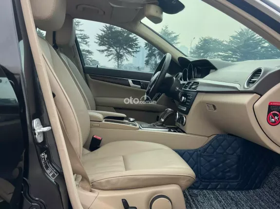 Mercedes-Benz C250 AMG 2013 - BIỂN HÀ NỘI – ODO 130.000 KM – GIÁ TỐT