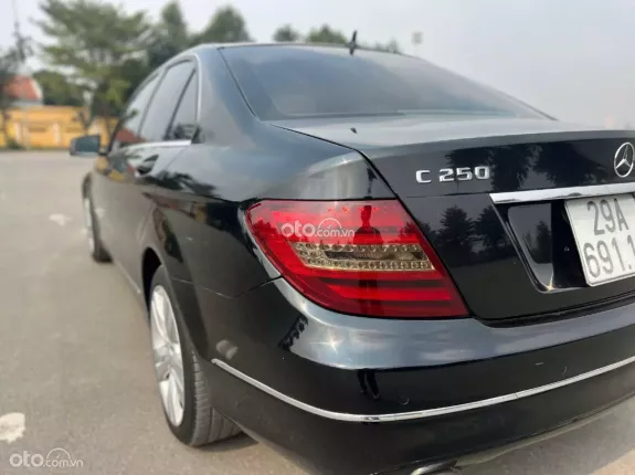 Mercedes-Benz C250 AMG 2013 - BIỂN HÀ NỘI – ODO 130.000 KM – GIÁ TỐT