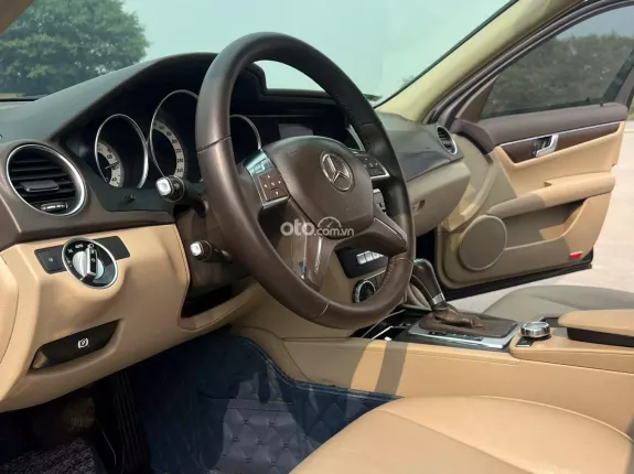 Mercedes-Benz C250 AMG 2013 - BIỂN HÀ NỘI – ODO 130.000 KM – GIÁ TỐT