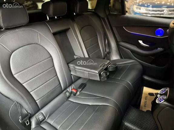 Mercedes-Benz GLC 200 V1 2022 - Xe sang trọng đã qua sử dụng, bảo dưỡng đầy đủ lịch sử hãng