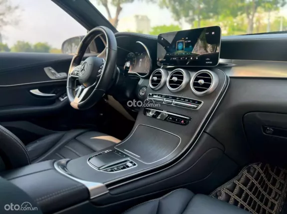 Mercedes-Benz GLC 300 4Matic 2021 - XUẤT HÓA ĐƠN CTY CAO