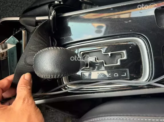 Mitsubishi Outlander 2.0 CVT Premium 2021 - 1 chủ sử dụng, xe đẹp