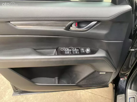 Mazda CX-5 2.0 Luxury 2019 - SUV gầm cao chất lượng, keo chỉ máy số Zin