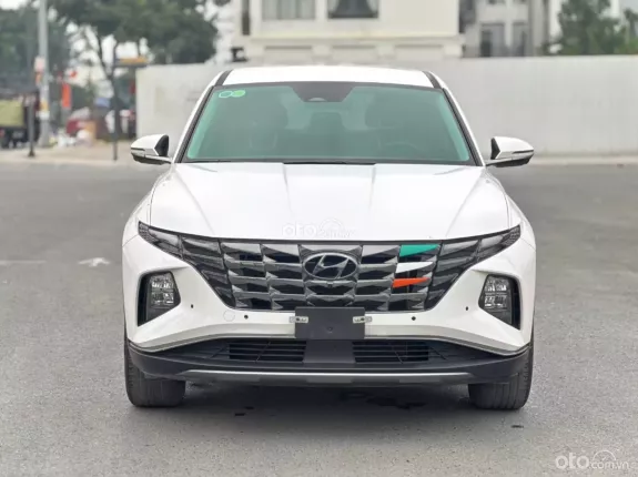 Hyundai Tucson 2.0 Đặc biệt 2022 - Một chủ từ mới chạy 2 vạn nilong chưa bóc hết