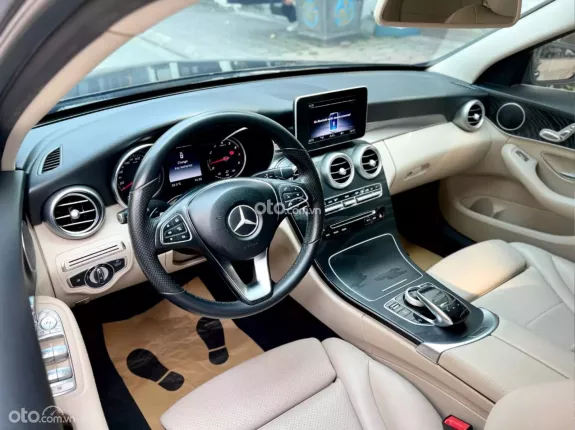 Mercedes-Benz C200 2.0 AT 2018 - C200 2018
