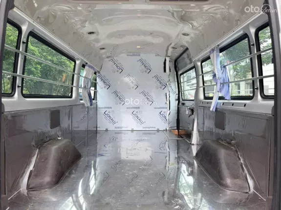 Ford Transit 6 chỗ 2.4 Diesel 2023 - TRANSIT VAN 3 CHỖ _CHỞ HÀNG HÓA _KHÔNG CẤM GIỜ