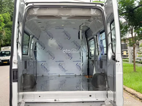 Ford Transit 6 chỗ 2.4 Diesel 2023 - TRANSIT VAN 3 CHỖ _CHỞ HÀNG HÓA _KHÔNG CẤM GIỜ