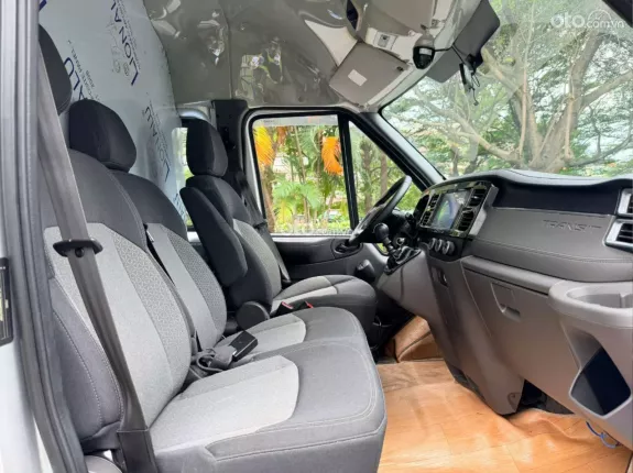 Ford Transit 6 chỗ 2.4 Diesel 2023 - TRANSIT VAN 3 CHỖ _CHỞ HÀNG HÓA _KHÔNG CẤM GIỜ