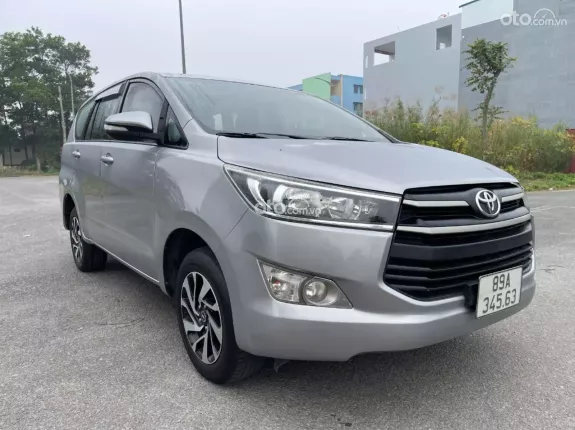 Toyota Innova 2.0E 2017 - Xe tư nhân, giá tốt