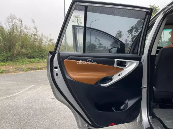 Toyota Innova 2.0E 2017 - Xe tư nhân, giá tốt