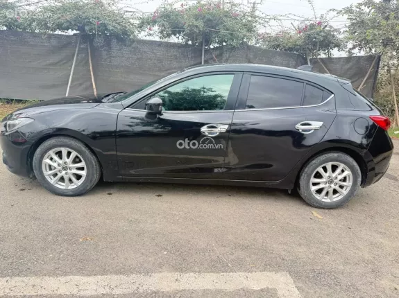 Mazda 3 1.5 Hatchback 2016 - Lăn bánh 2017 zin đẹp