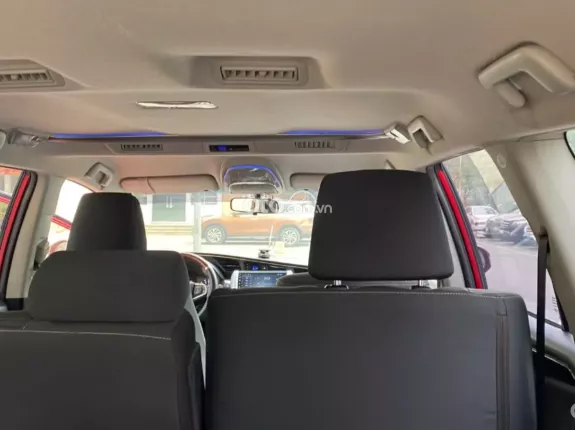 Toyota Innova 2.0 Venturer AT 2017 - Toyota Innova 2.0 Venturer 2017