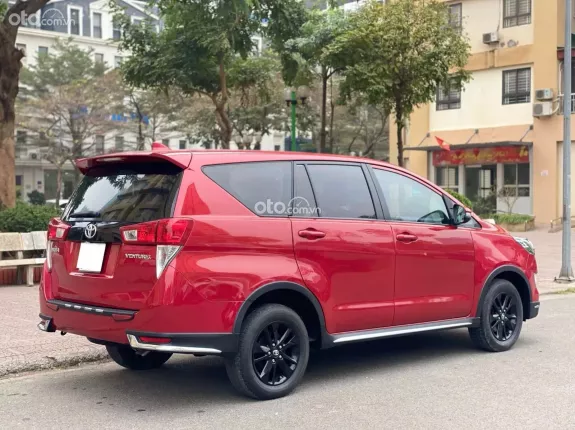 Toyota Innova 2.0 Venturer AT 2017 - Toyota Innova 2.0 Venturer 2017