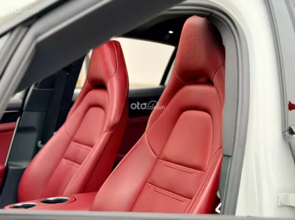 Porsche Panamera 4 2021 - Xe đẹp, giá tốt sang tên ngay