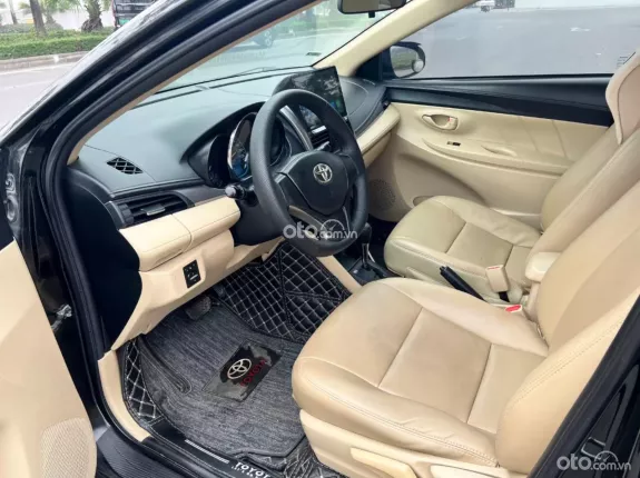 Toyota Vios 1.5 E CVT 2017 - Gia đình lên đời cần bán gấp