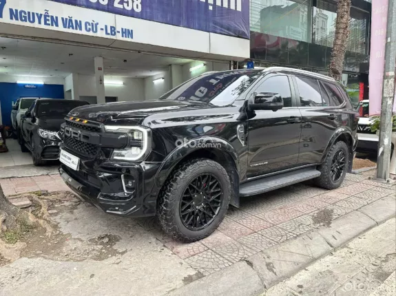 Ford Everest 3.2L 4x4 AT Titanium Plus 2023 - Xe đăng ký lần đầu 2024, cực đẹp