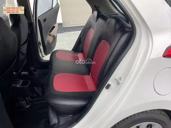 Hyundai Grand i10 2014 - Keo chỉ nguyên, zin màu trắng