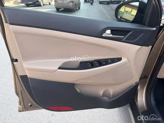 Hyundai Tucson 2.0 Dầu đặc biệt 2019 - SUV gầm cao chất lượng, keo chỉ máy số Zin