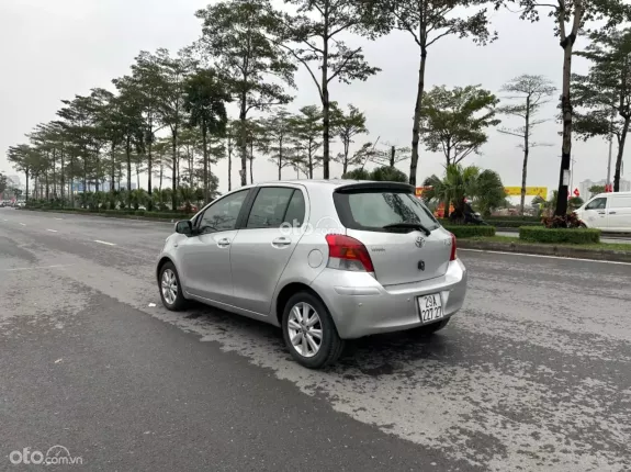 Toyota Yaris 1.3G 2011 - Toyota Yaris 1.3G 2011