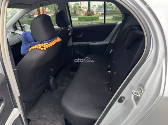 Toyota Yaris 1.3G 2011 - Toyota Yaris 1.3G 2011
