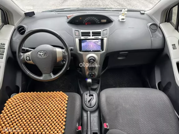 Toyota Yaris 1.3G 2011 - Toyota Yaris 1.3G 2011